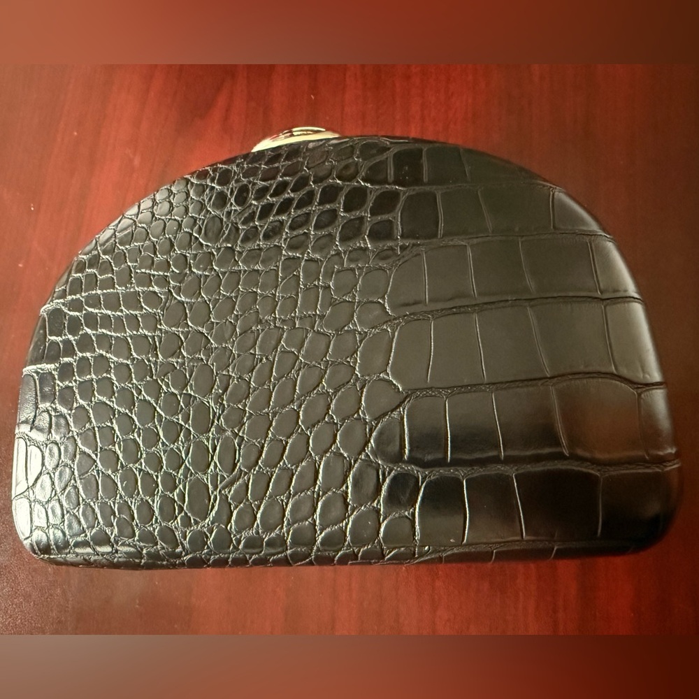 Elegant Black Crocodile-Embossed Clutch